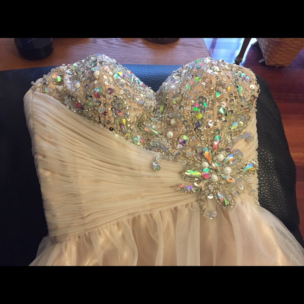 Davids Bridal Champaign Colored Prom/Wedding Dress