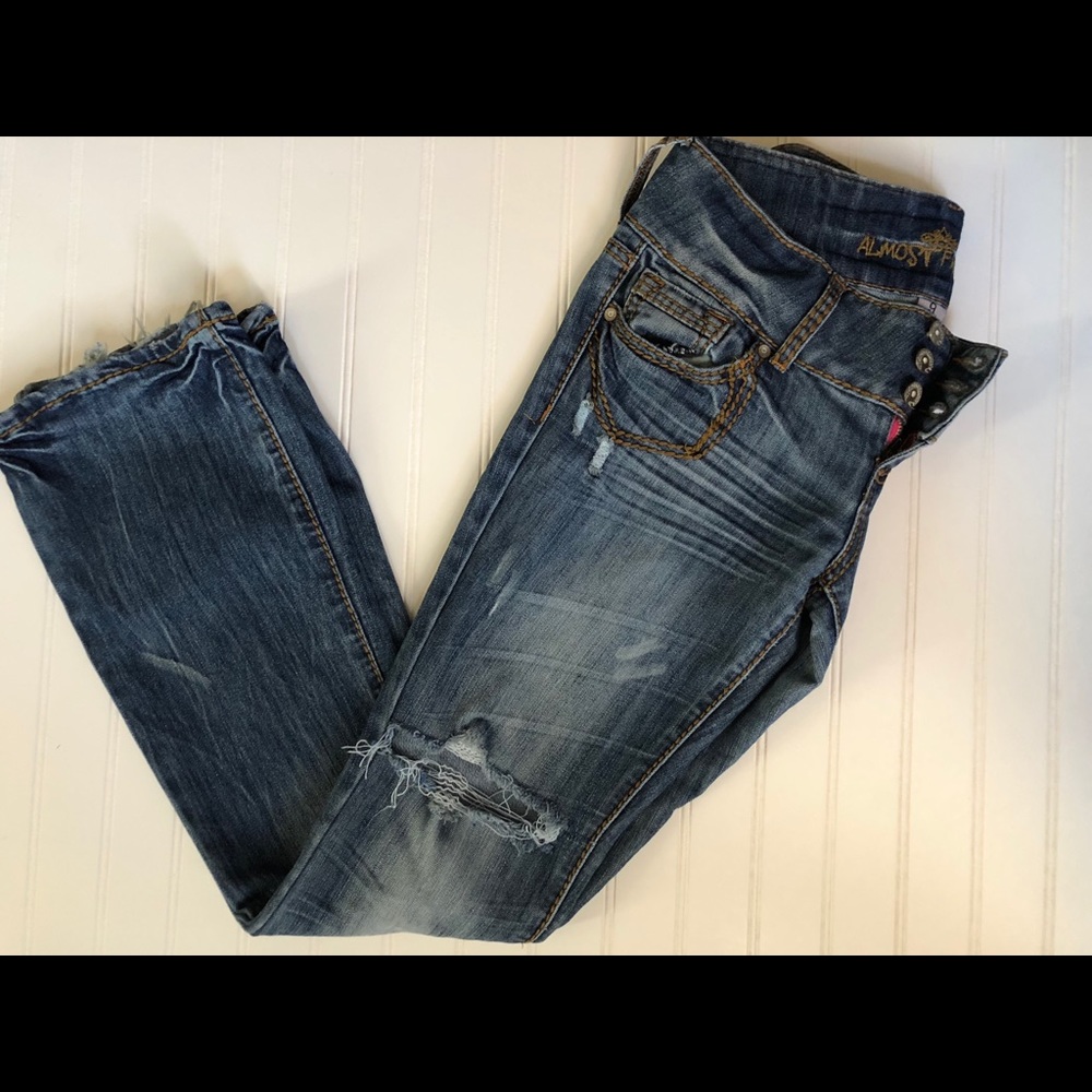 Jeans - Picture 2 of 4