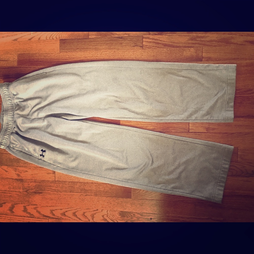 🔥Under armor sweatpants!🔥