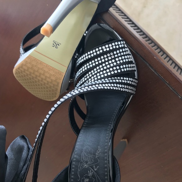 Stunning Rhinestone Heels!!! - Picture 5 of 5
