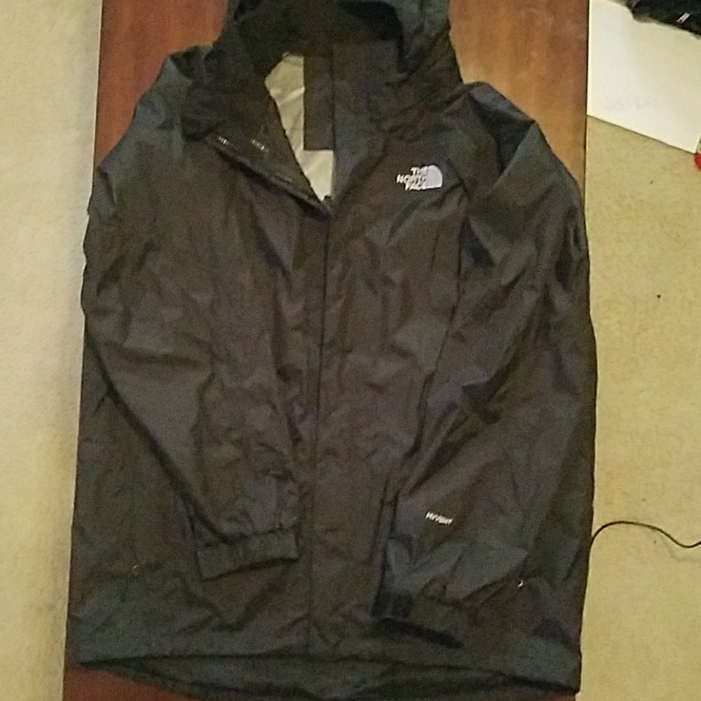 Sold🚫🚫🚫North FaceHyVent rain jacket waterproof.