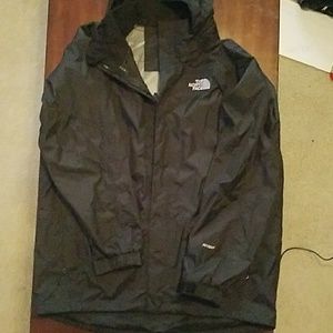 Sold🚫🚫🚫North FaceHyVent rain jacket waterproof.