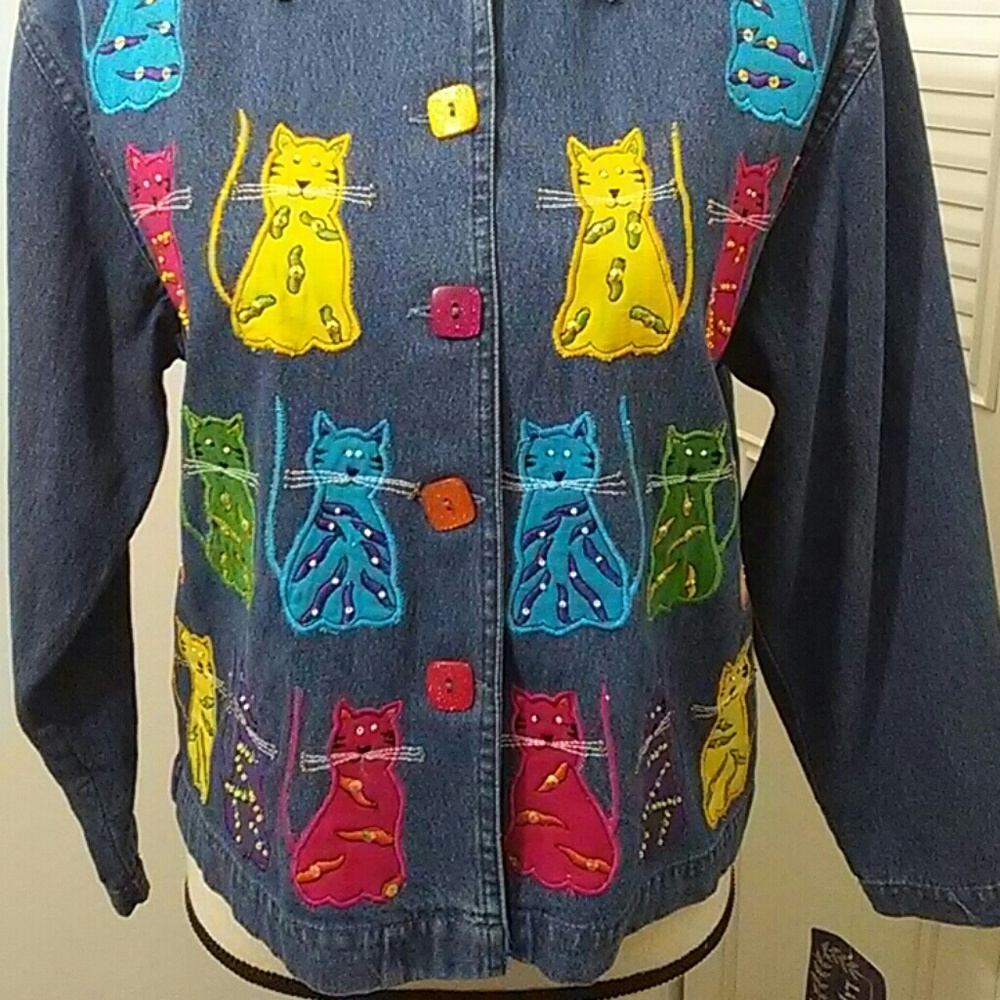 🌈 5/$25 Vintage Crazy Cat Lady Button Up Shirt