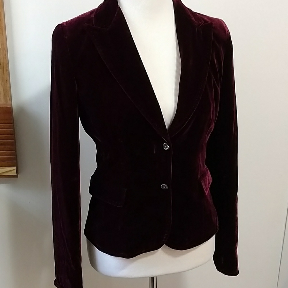 Tahari Velvet Peak Lapel Blazer