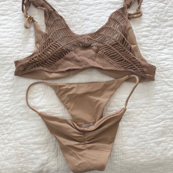 Bettinis brand new swimsuit - Picture 2 of 2