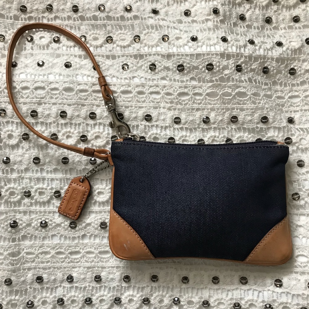 SALE💓Coach Denim Wristlet