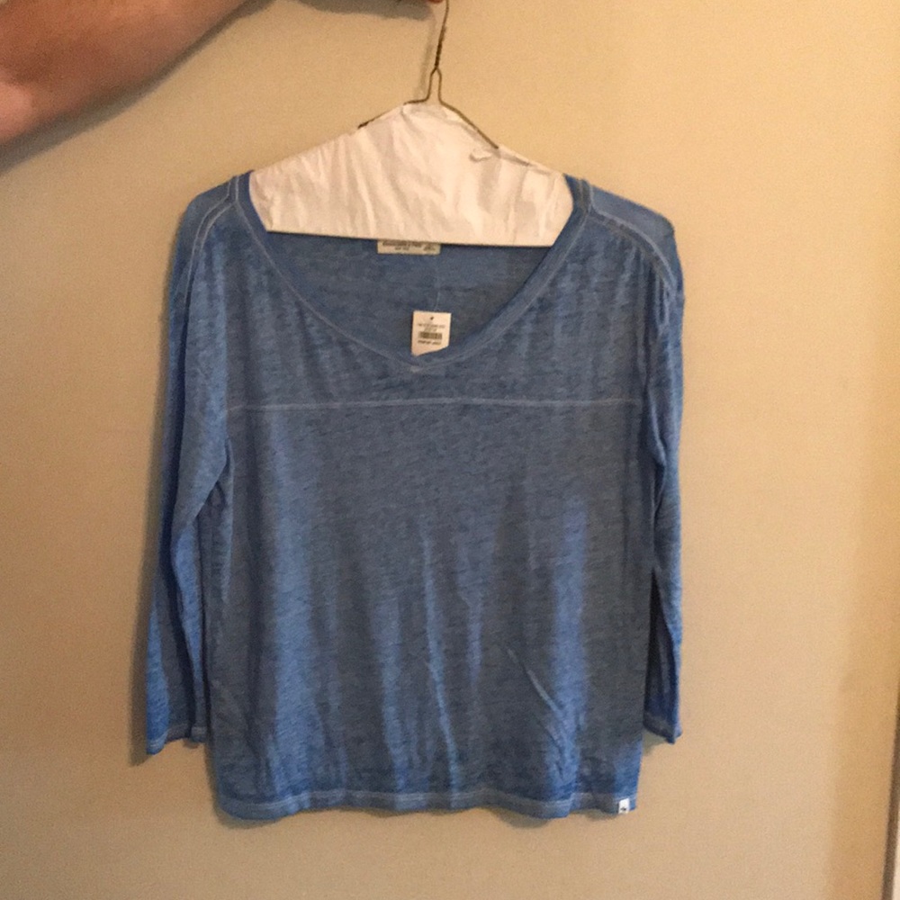 Abercrombie and Fitch v neck shirt