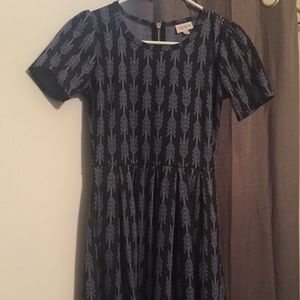 Gorgeous Navy Arrow Patterned Amelia XS