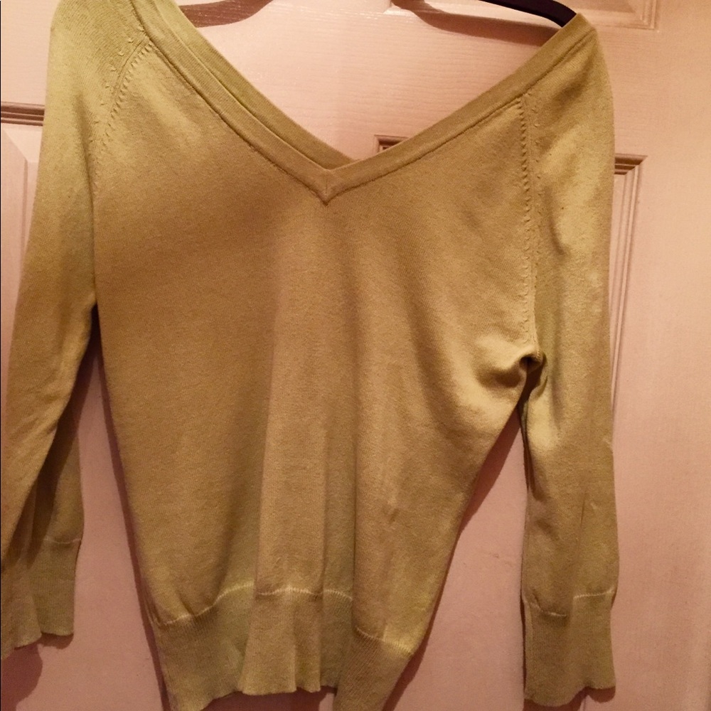 Fun Multi-Greens Skirt/Sweater 2pc Outfit - Picture 5 of 6