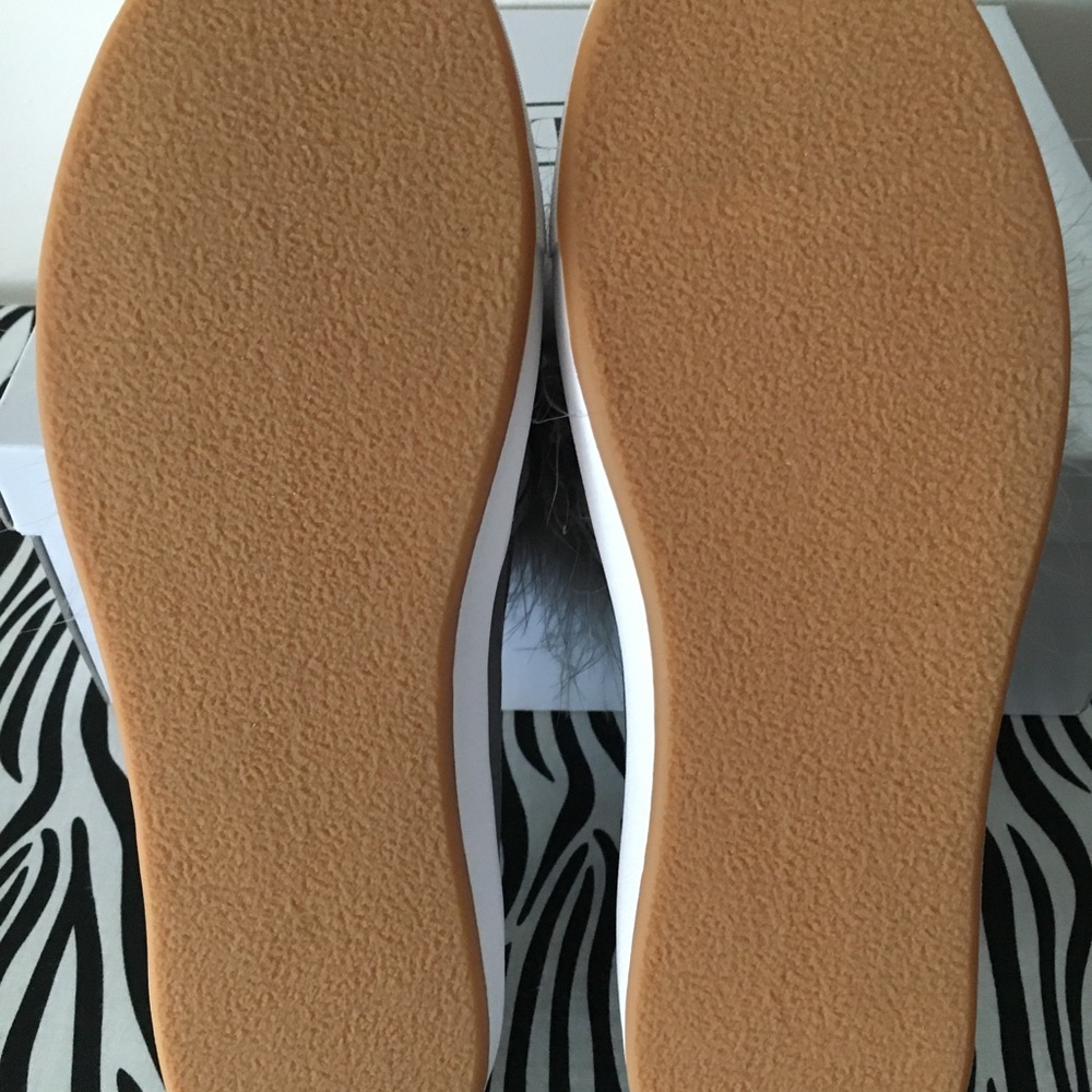 New Grey Steve Madden Faux Fur Slip-on Sneakers - Picture 3 of 6
