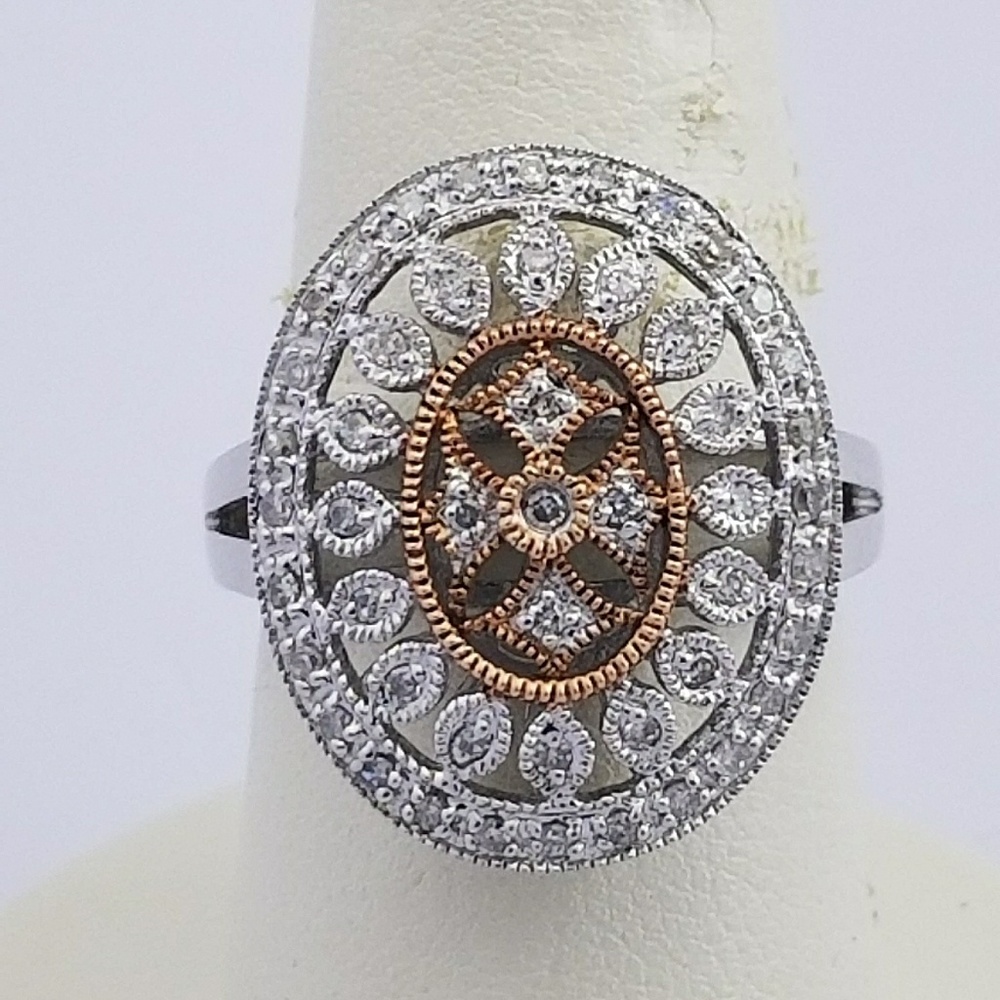 White Gold ring - Picture 2 of 2