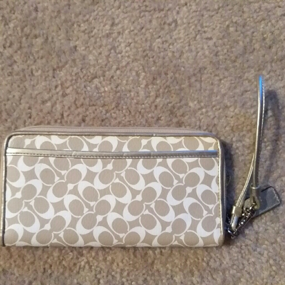 Coach Wallet/Wristlet