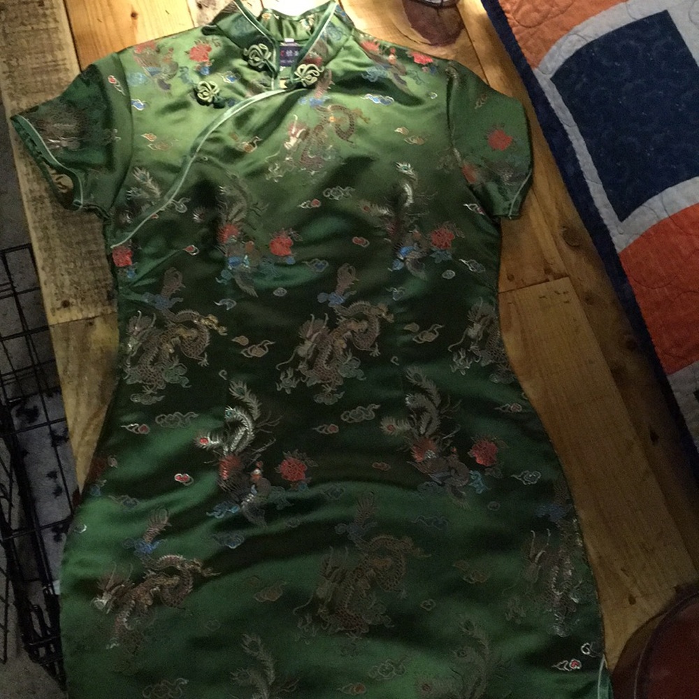Chinese dress