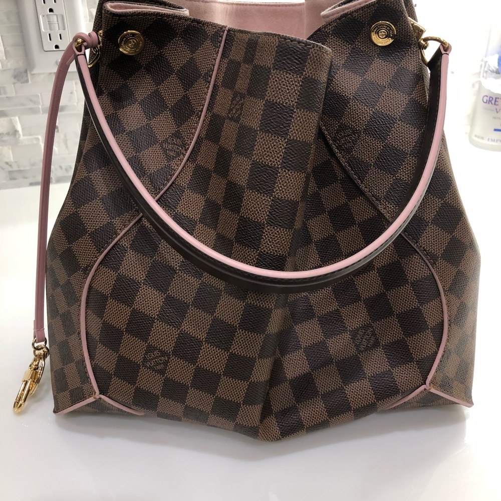 Louis Vuitton CAÏSSA HOBO