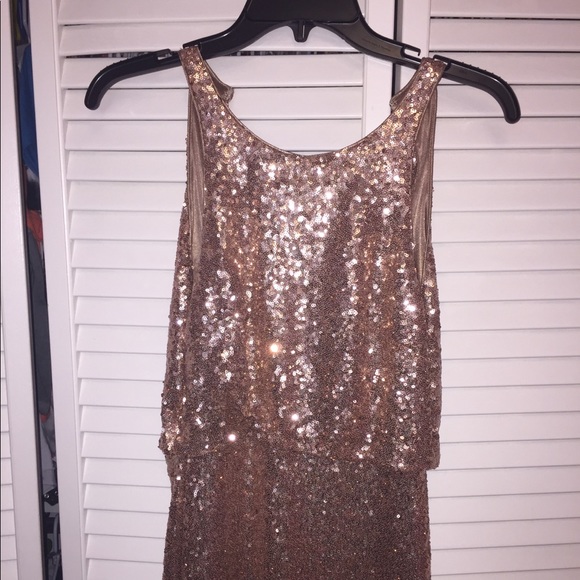 Jenny Yoo Gold Sequin Gown - Picture 4 of 7