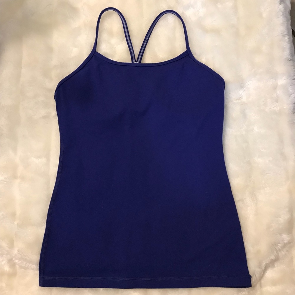 Lululemon tank top with built in bra.