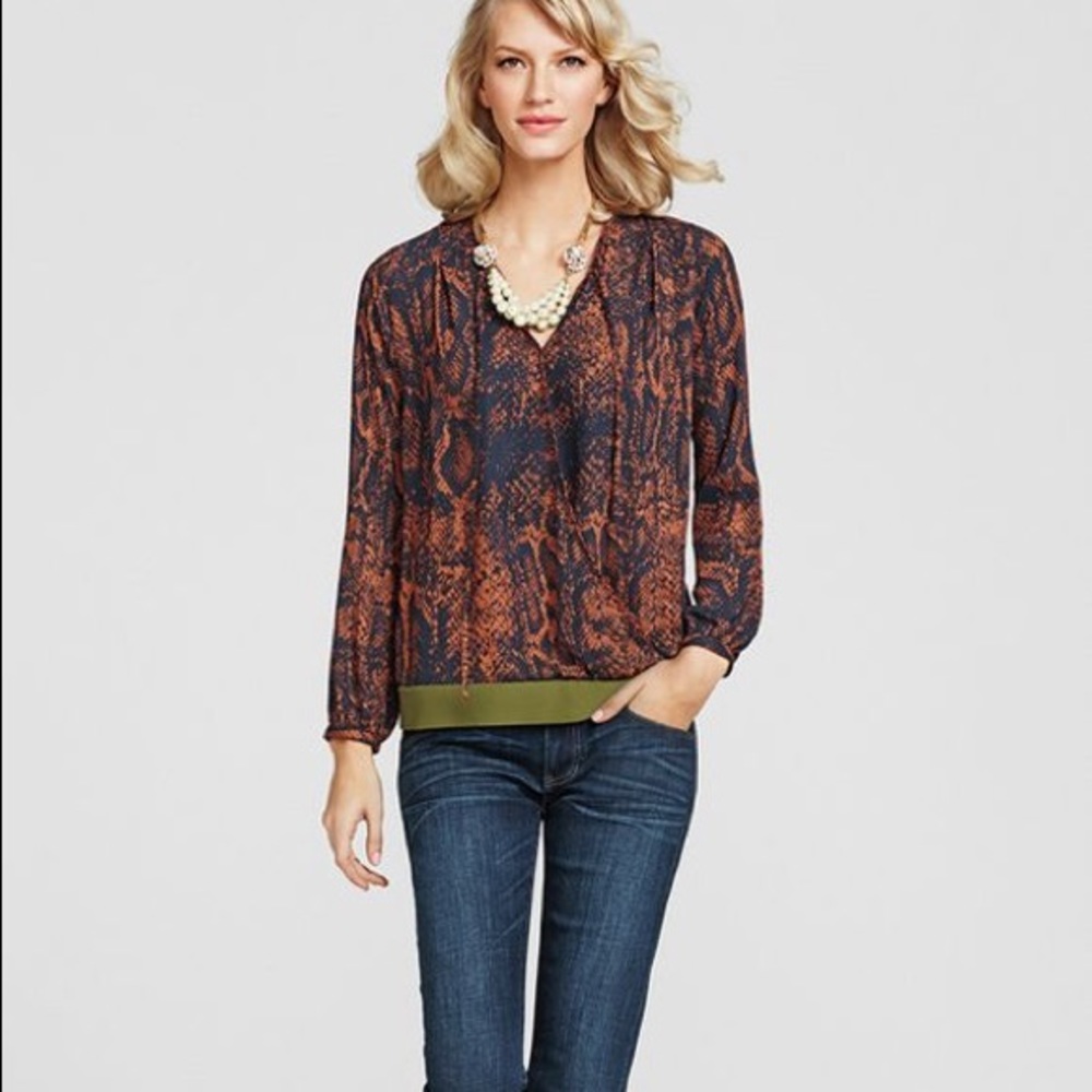 NWT CAbi Blouse Animal Print Top Surplus Wrap - Picture 2 of 7