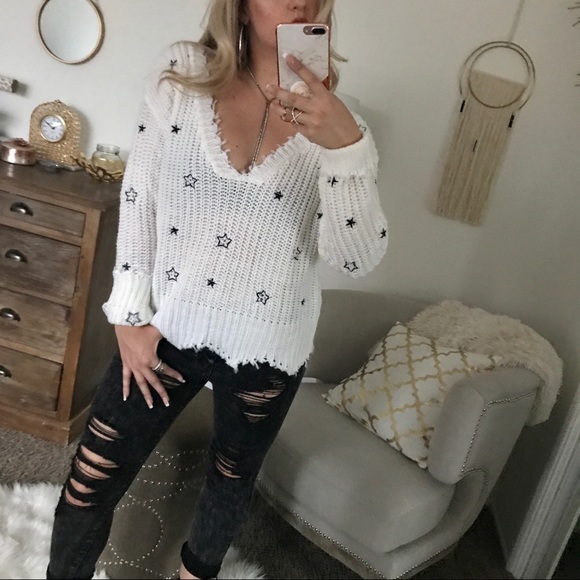 LAST1•Distressed Star Embroidered Sweater - Picture 4 of 5