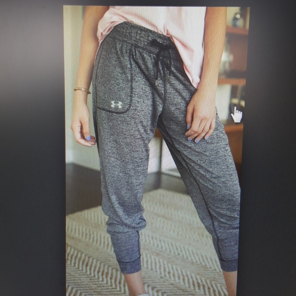 Women's Under Armour jogger pant size XL