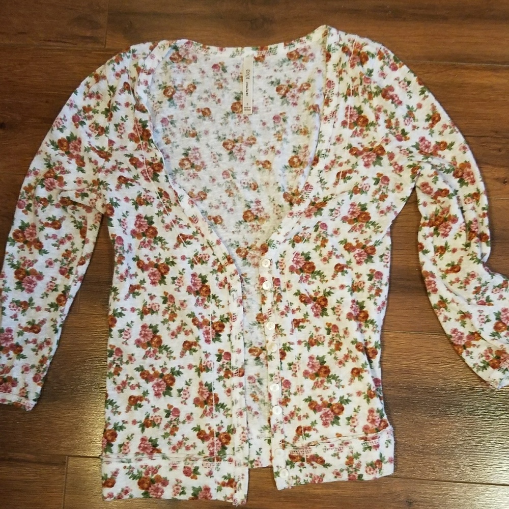 White Floral Print 3/4 Sleeve Cardigan