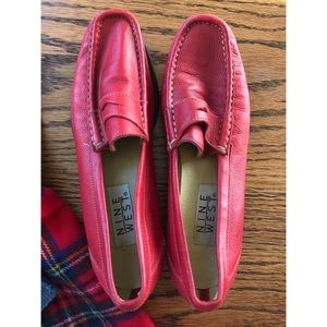 🎄 NINE WEST red leather loafers! ♥️