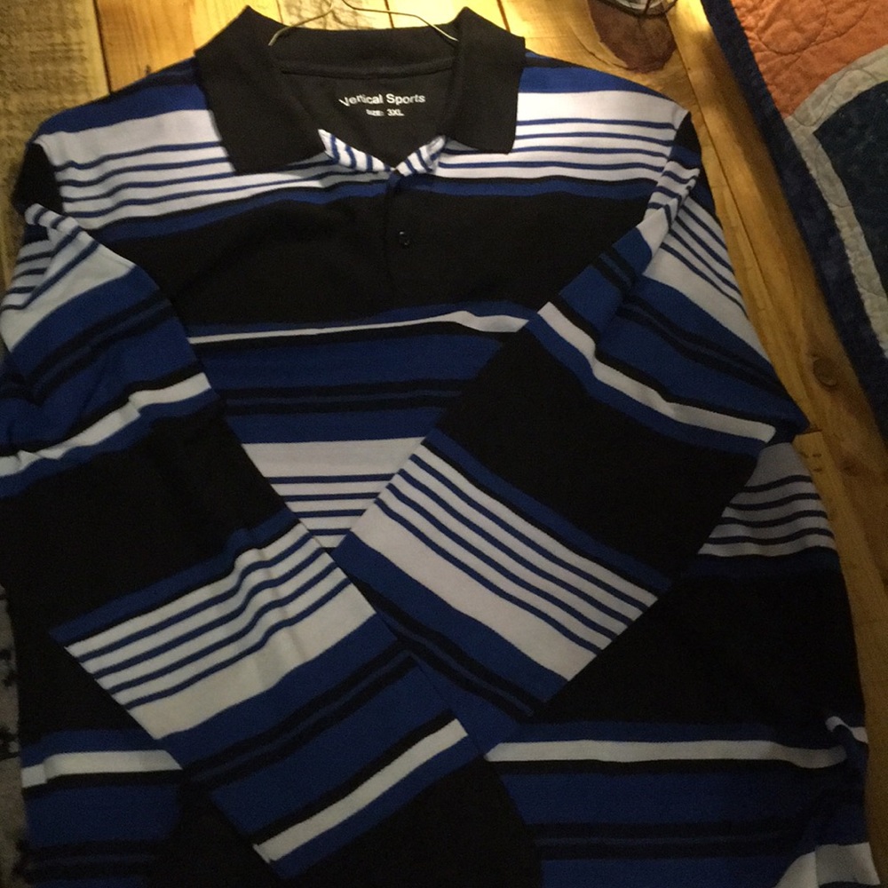 2 long sleeve shirts