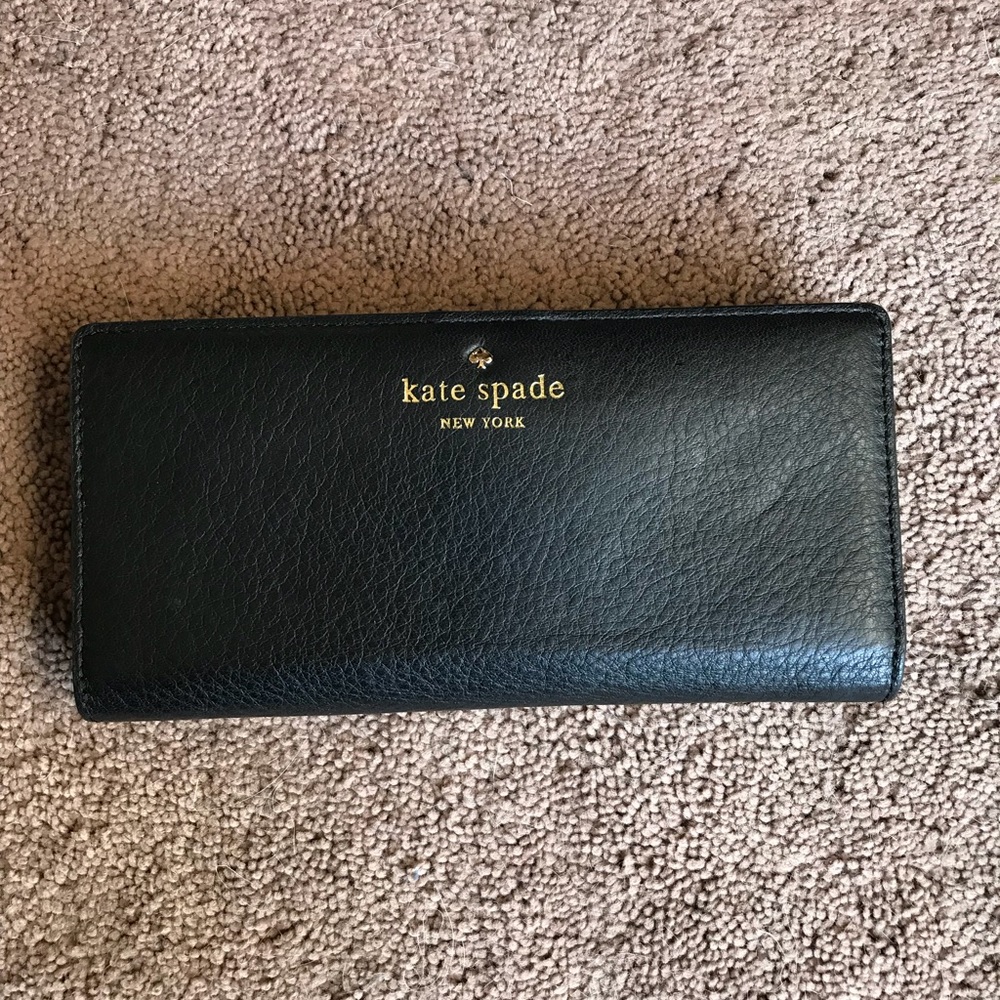 Black Kate Spade wallet