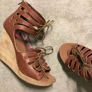 DV By Dolce Vida Wedges