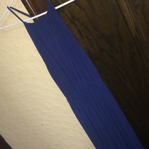 Backless navy blue maxi dress