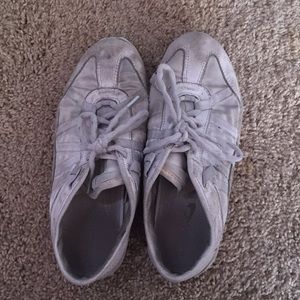 nfinity evolution cheer shoes *accepting offers*