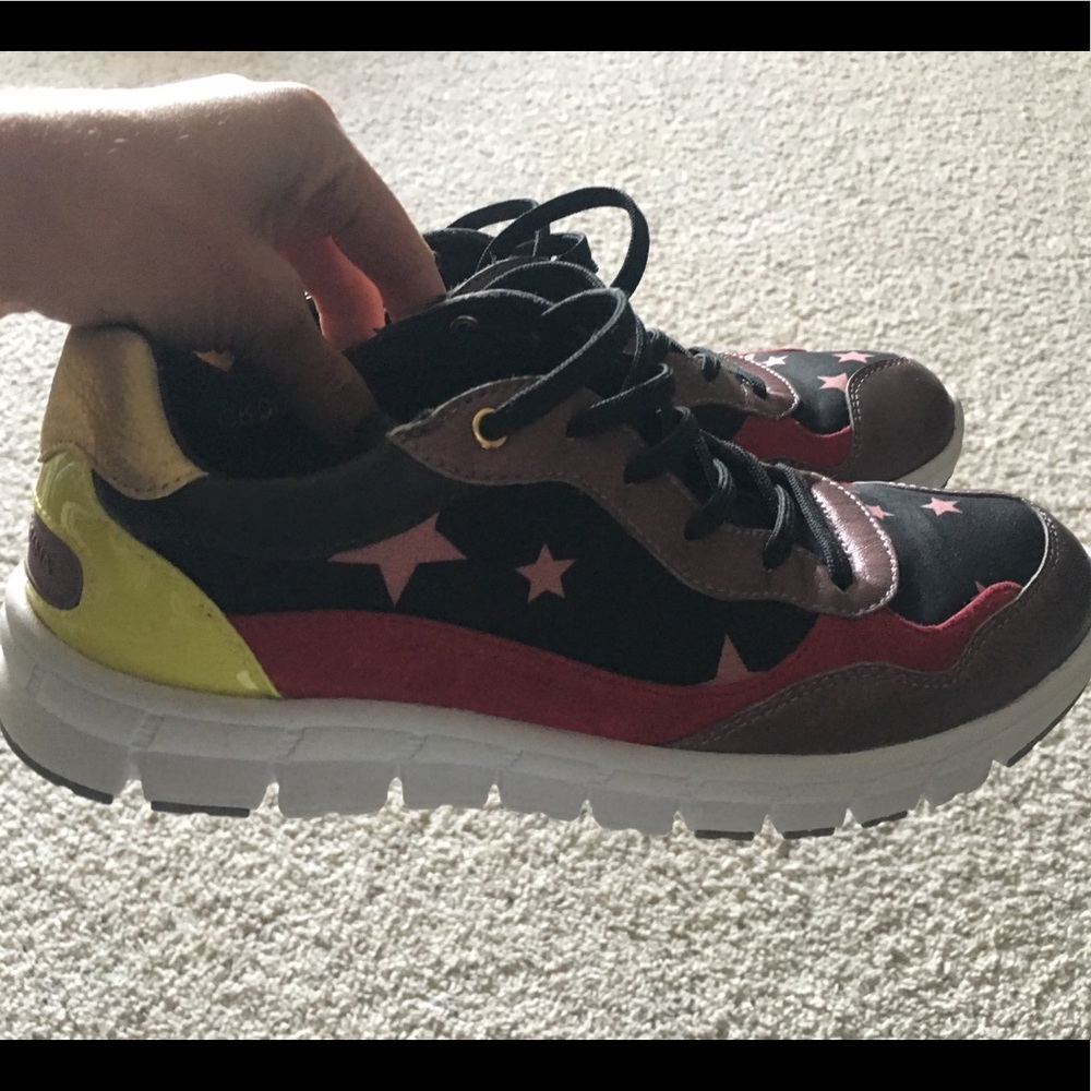 NWT DOLCE AND GABBANA SIZE 38 (8)