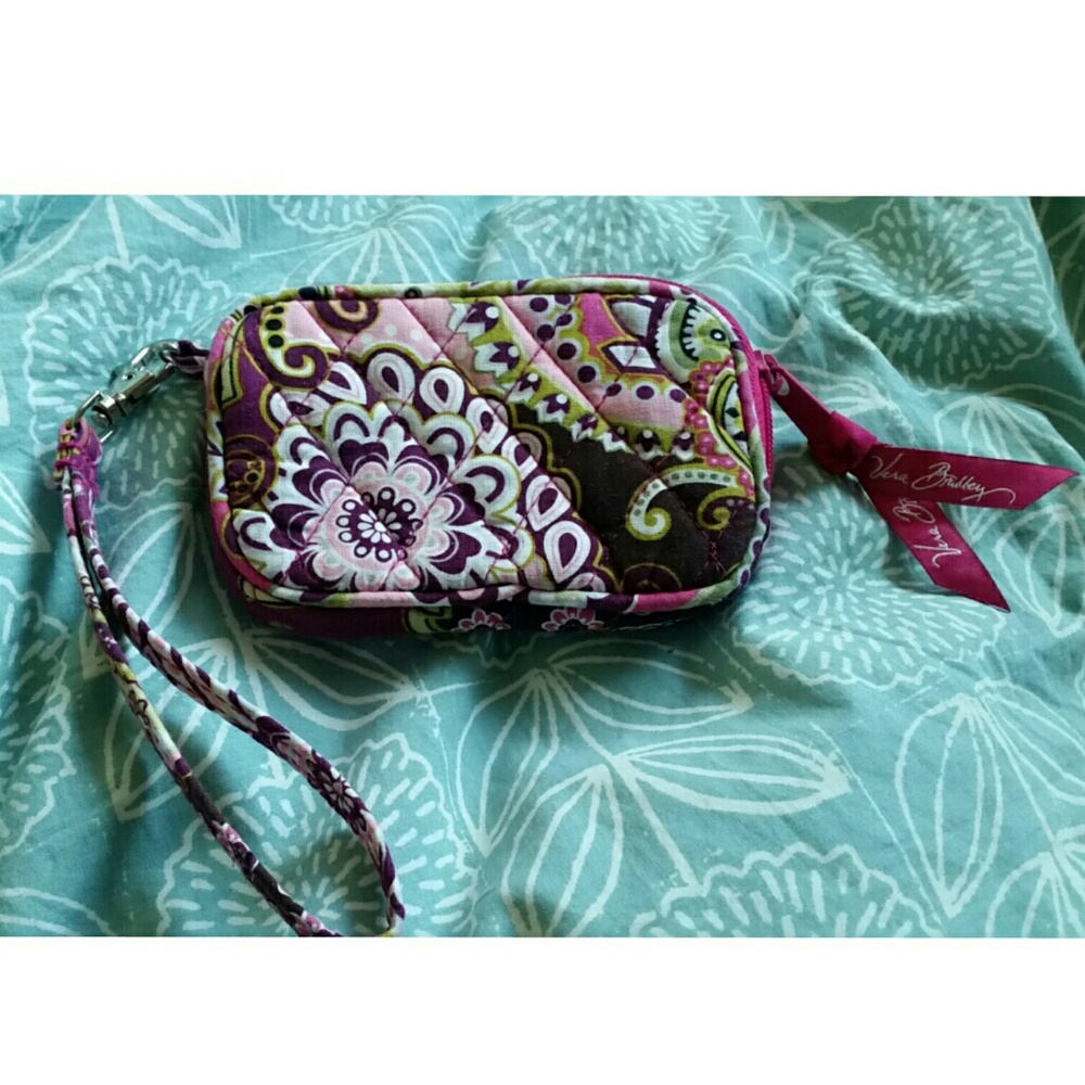 Vera Bradley very berry paisley wristlet