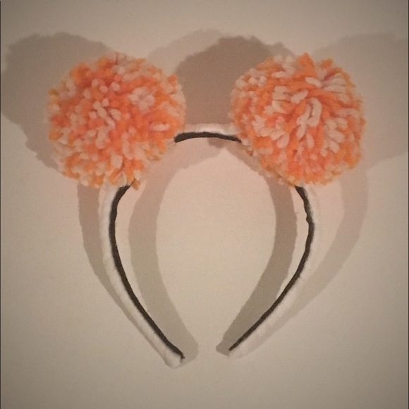 Univ of TN Volunteers Child's Pom Pom Headband - Picture 3 of 3