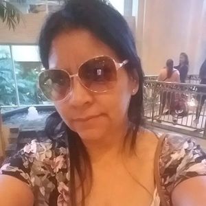 Meet your Posher, Mayra