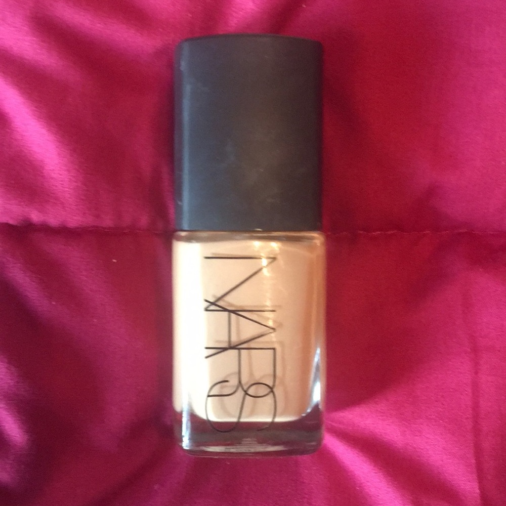 NARS sheer glow Barcelona