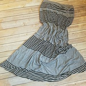 🔴Black and white striped stretchy skirt