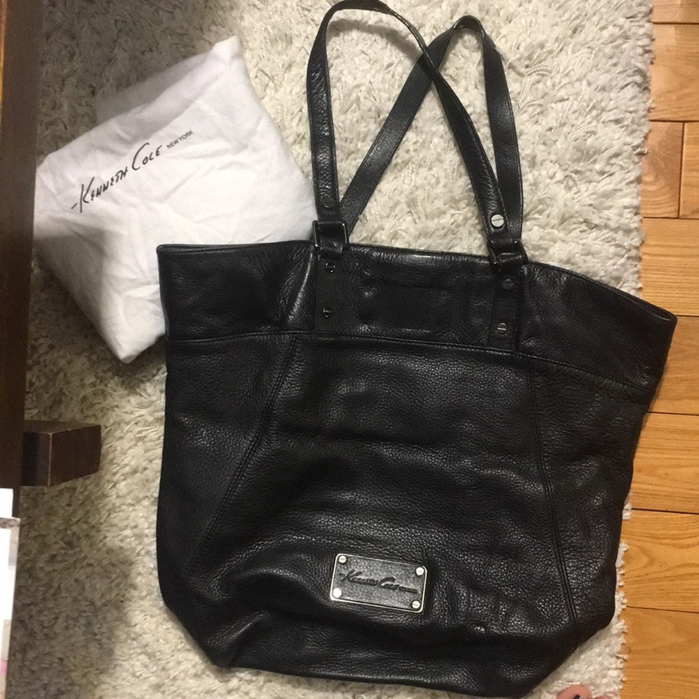Kenneth Cole black leather shoulder bag