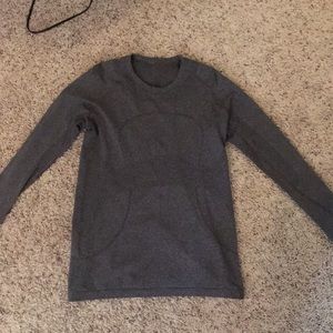 Lululemon longsleeve shirt