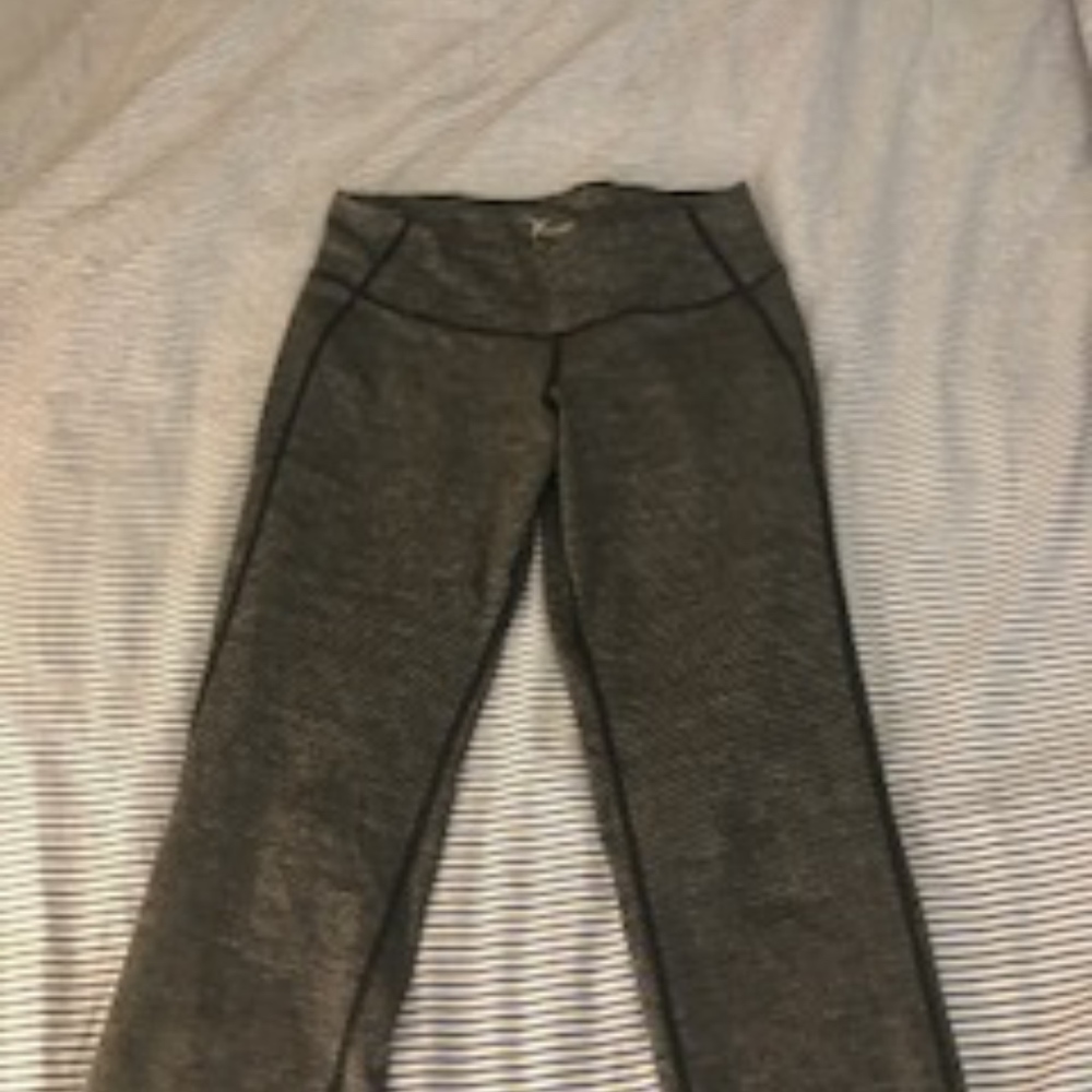 High-Rise Striped Work Out Pants - Old Navy Size S