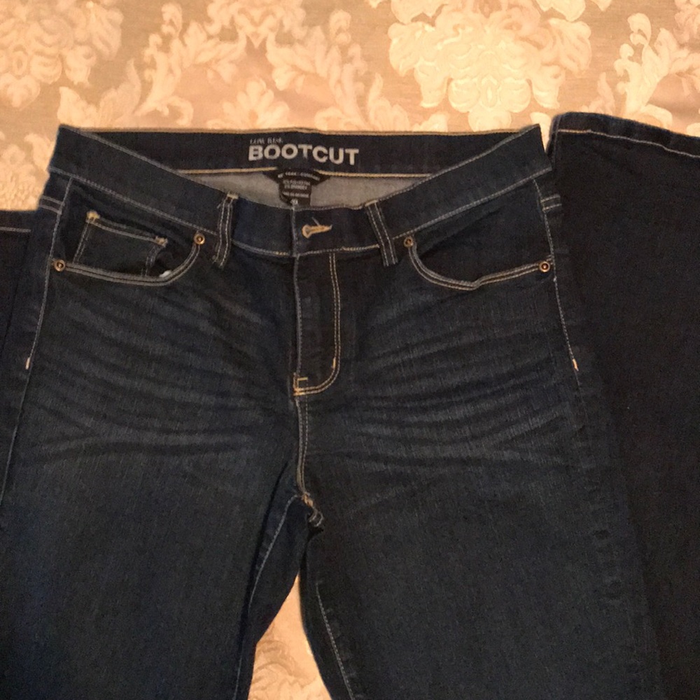 Like NEW boot cut women’s jeans