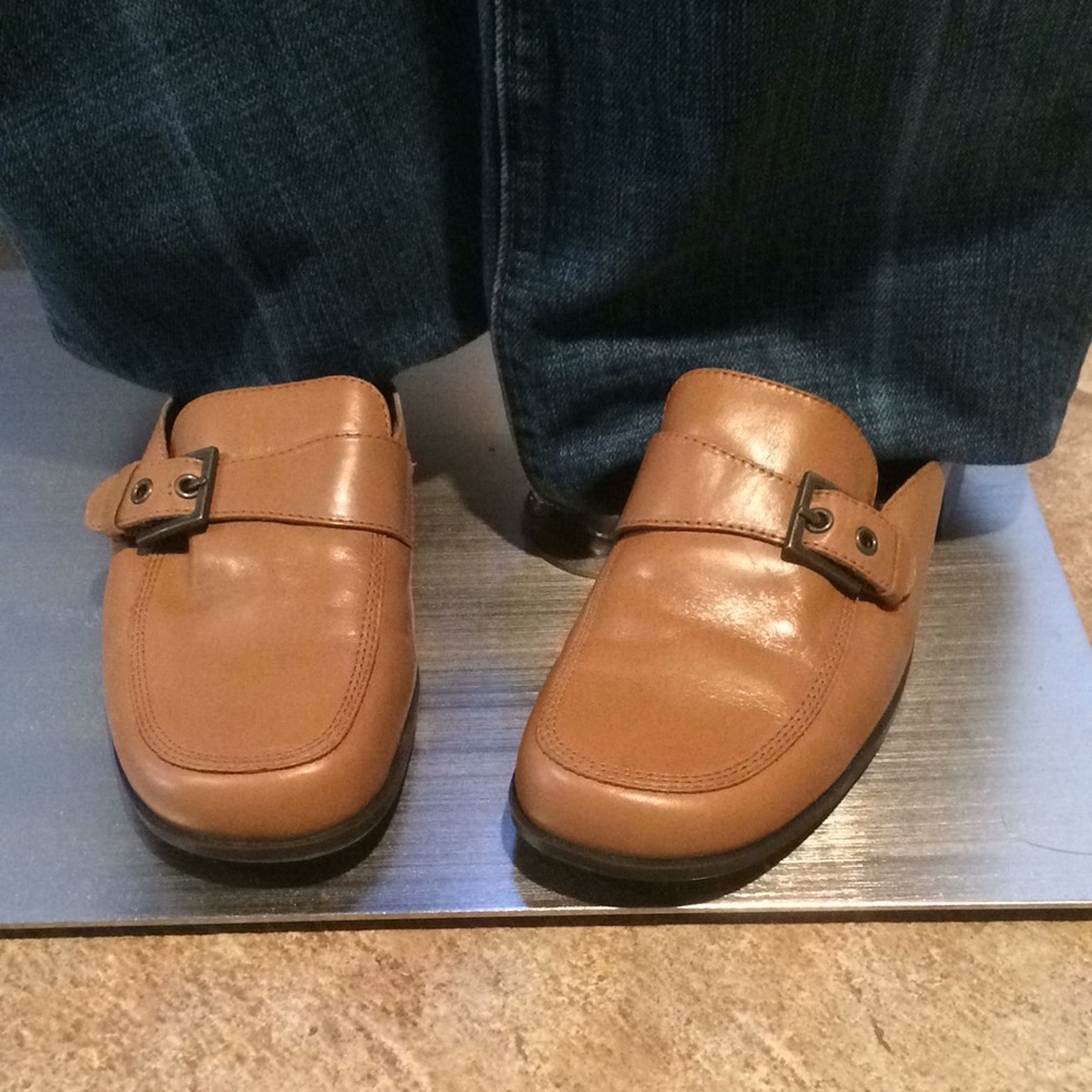 Liz Claiborne Villager loafer mules