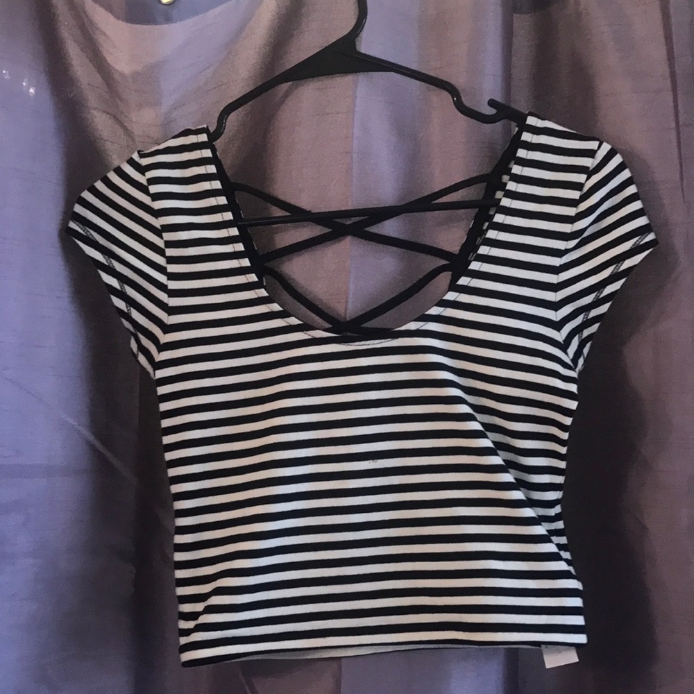 FOREVER 21 crop top