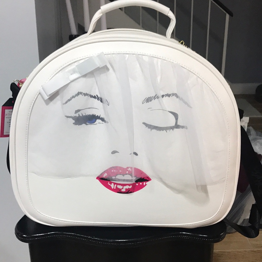 Betsey Johnson Kiss The Bride Train Case/Bag