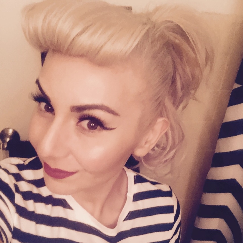 Meet your Posher, Esen