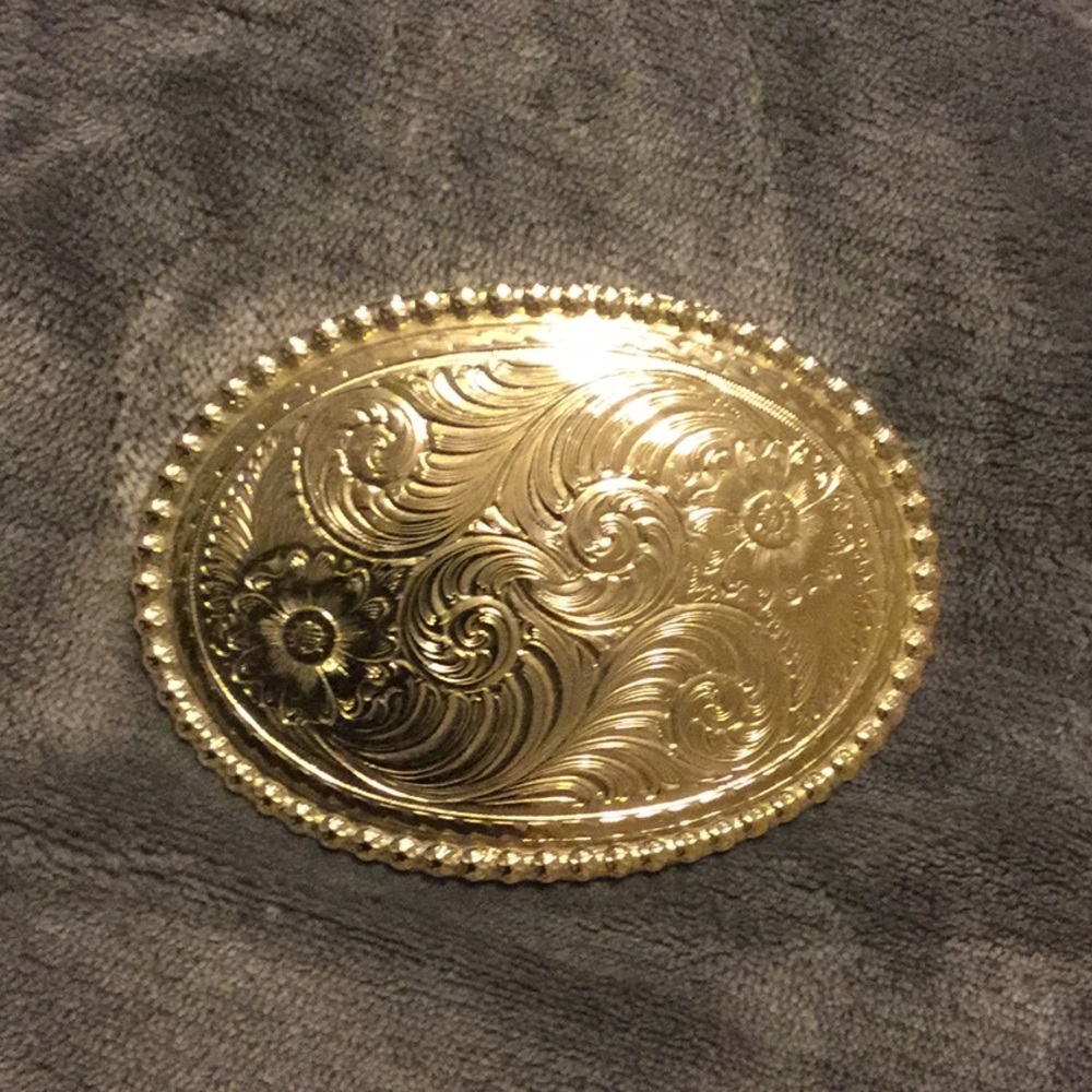Belt buckle