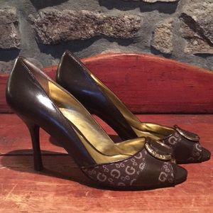 Guess Brown & Gold Heels Size: 8M