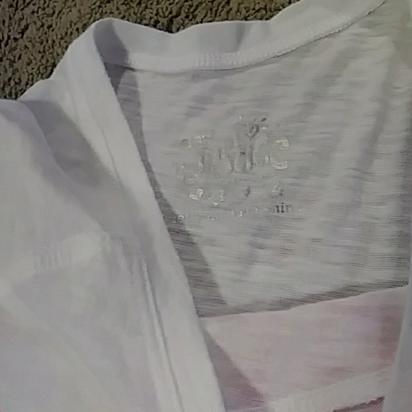 Justice short sleeve t shirt size 14 - Picture 3 of 4