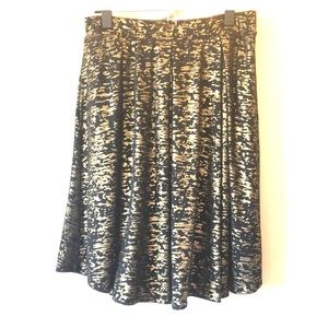 LIKE NEW - Elegant Madison Skirt