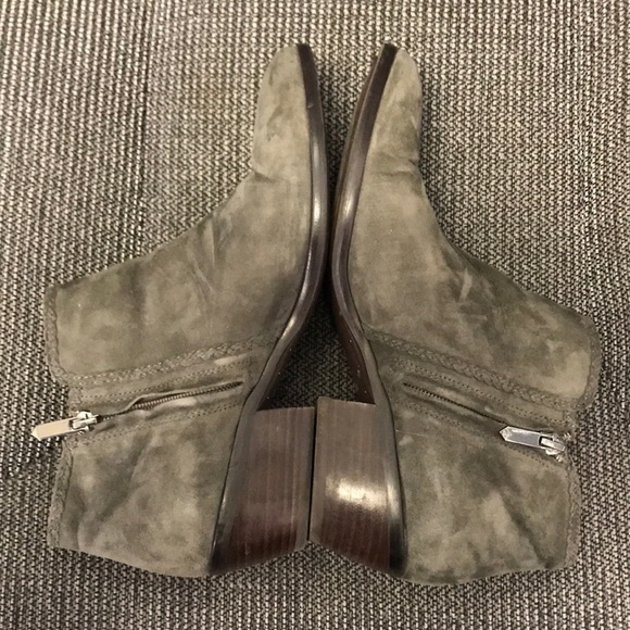 Sam Edelman Paige Web Round Toe Suede Tan Bootie - Picture 3 of 6