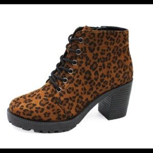 Leopard Lace Up Booties. 💋💋ONE NIGHT ONLY SALE💋